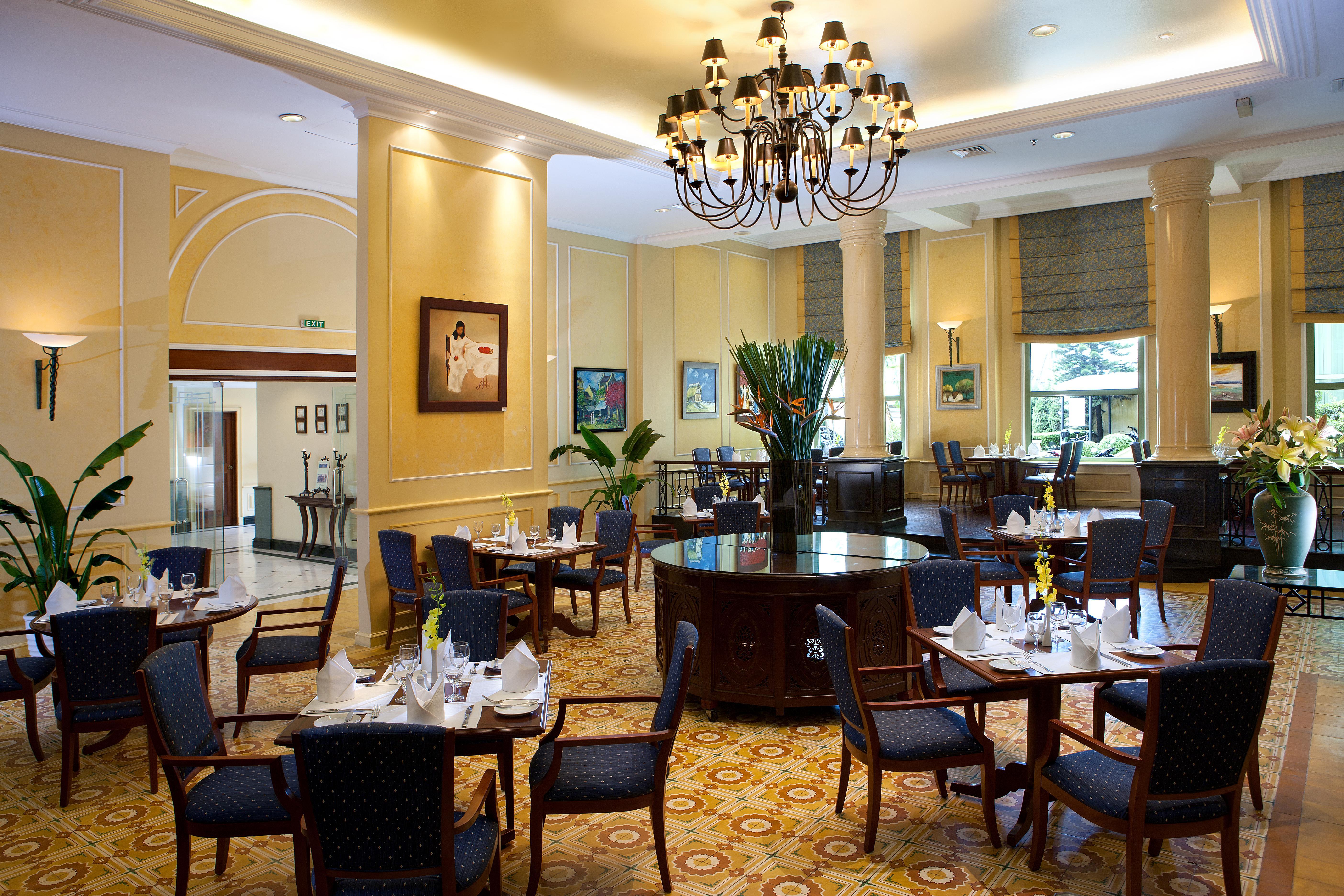 Avani Hai Phong Harbour View Hotel Esterno foto