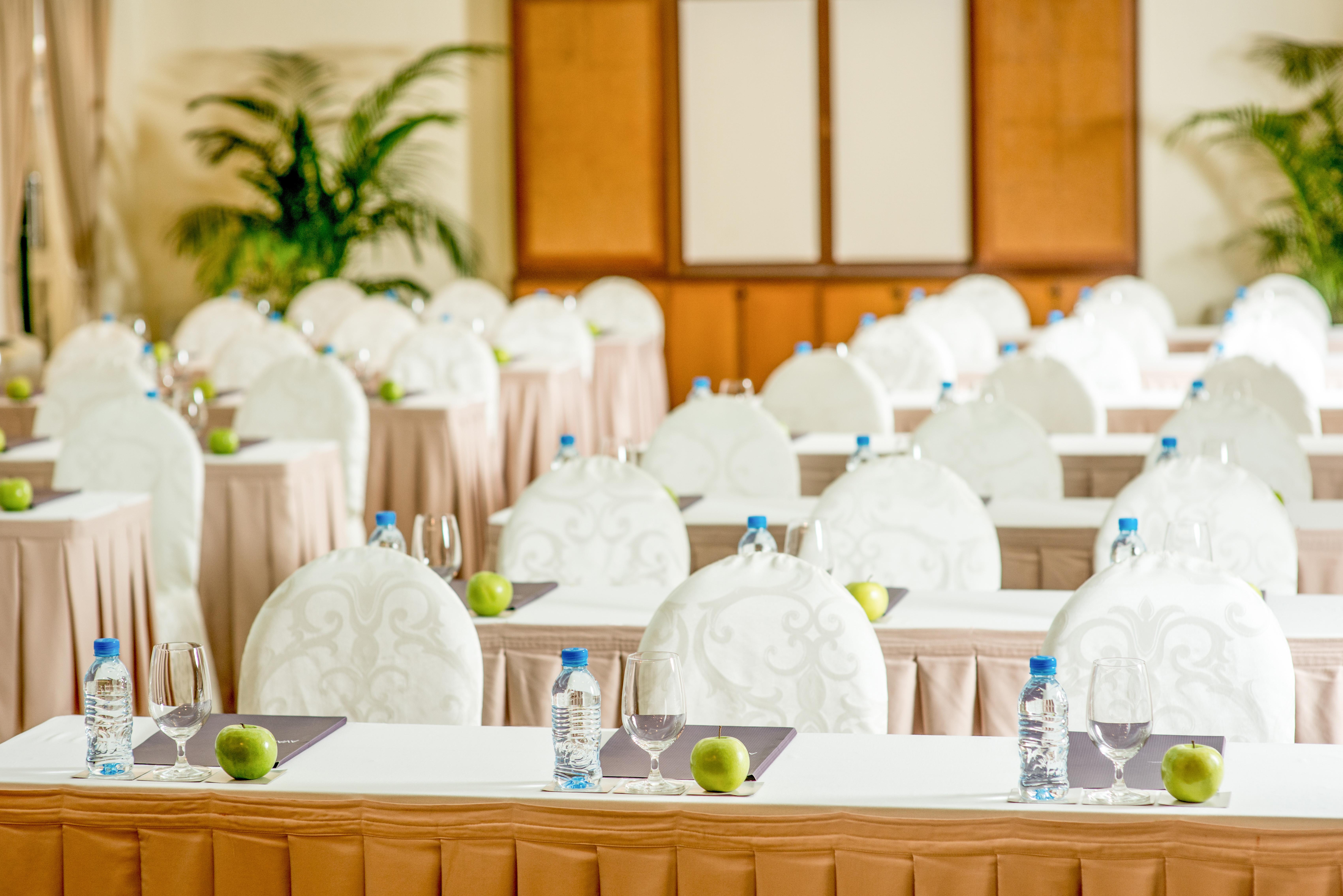 Avani Hai Phong Harbour View Hotel Esterno foto